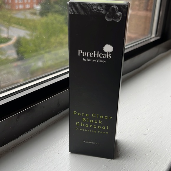 Cleansing foam PURE HEALS - Picture 2 of 4